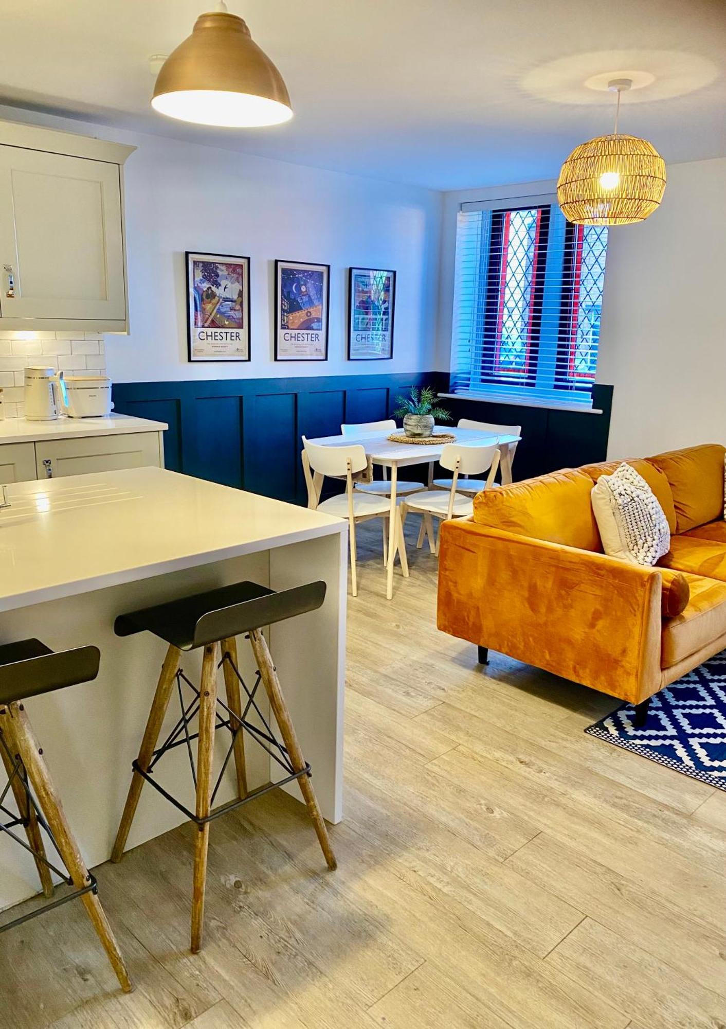 Boutique Chapel Apartment Within City Walls Chester Dış mekan fotoğraf