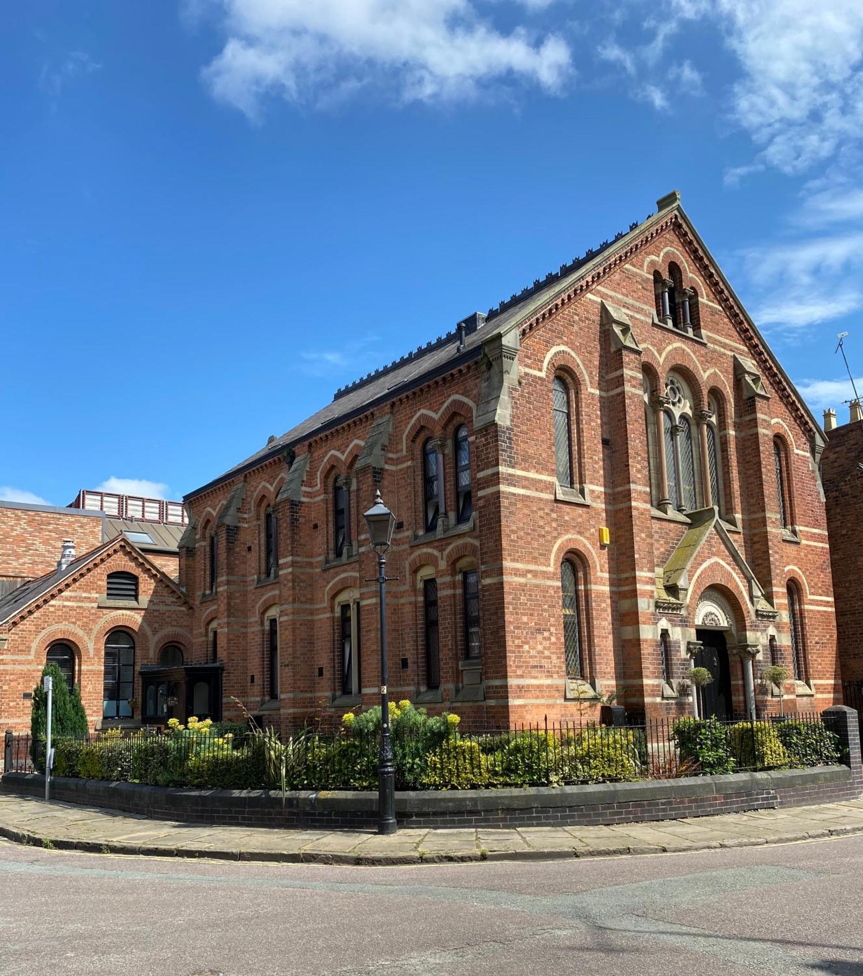 Boutique Chapel Apartment Within City Walls Chester Dış mekan fotoğraf