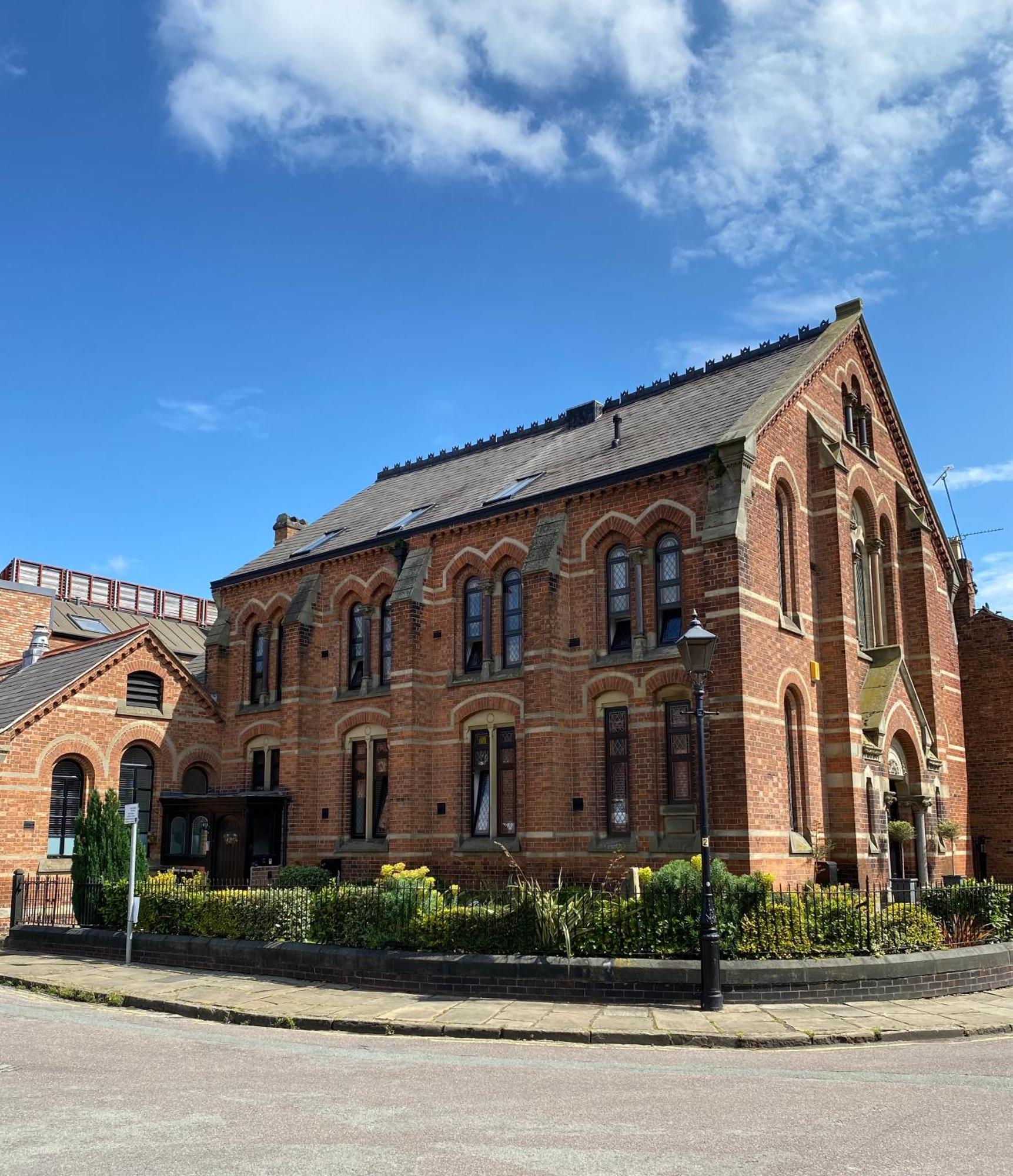 Boutique Chapel Apartment Within City Walls Chester Dış mekan fotoğraf